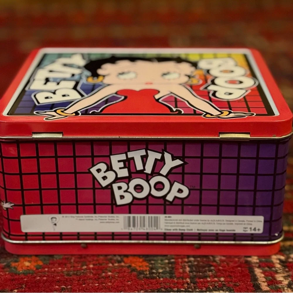 Vintage Betty Boop music box lot (2) with bonus lunchbox!!!! - Picture 12 of 16